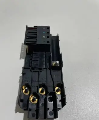 Mercedes-Benz ML AMG W164 Fuse module A2115452601