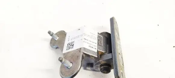 Mercedes-Benz C AMG W204 Rear door lower hinge 