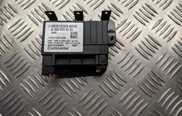 Mercedes-Benz GLE (W166 - C292) Fuel injection pump control unit/module A0009003101