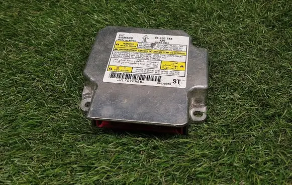 Chevrolet Epica Airbag control unit/module 96435788