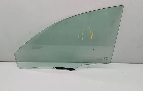 Honda CR-V Front door window glass four-door 73350SWYG00