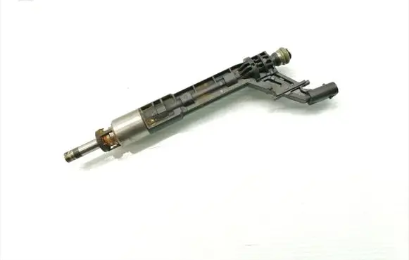 Audi A5 Fuel injector 06M906036K 0261500268 06M906A01
