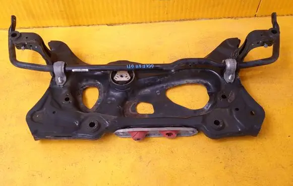Volkswagen Golf VII Front axle beam 