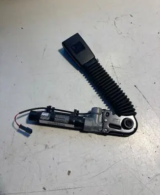 BMW 5 F10 F11 Air flap motor/actuator 28102011 615796400D