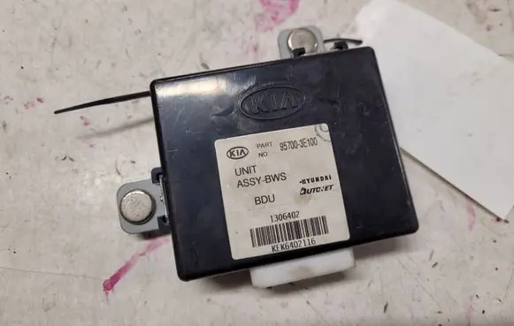 KIA Sorento Parking PDC control unit/module 957003E100