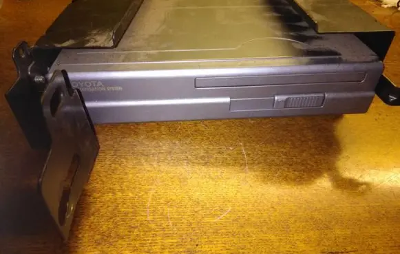 Toyota Avensis T250 Navigation unit CD/DVD player 0866200850