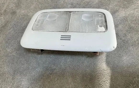 Toyota Yaris Front seat light