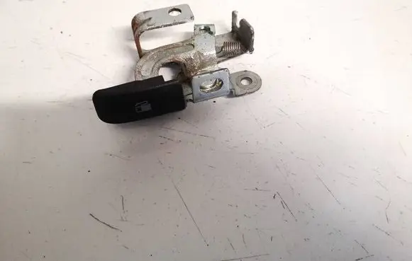 Mazda 2 Fuel tank opening switch 