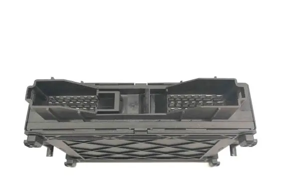 Mercedes-Benz C W203 Central body control module A2098200326