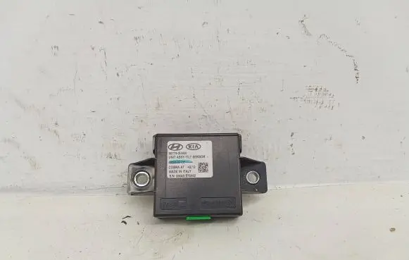 KIA Sportage Yaw turn rate sensor 957753U900 4M5455H3F