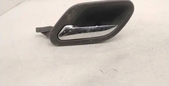 BMW 5 E39 Front door interior handle 8125513