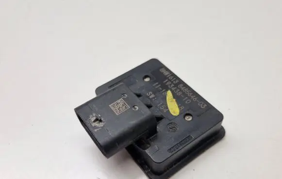 BMW X3 G01 Fuel temperature sensor 8485646