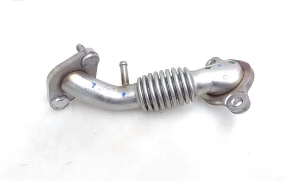 Mazda CX-30 EGR valve line/pipe/hose