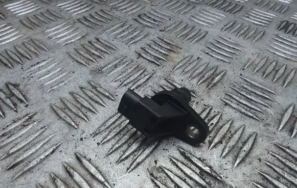 Mercedes-Benz Sprinter W906 Camshaft position sensor A0061537728 023203082