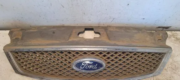 Ford Mondeo Mk III Front grill 3S7X8A133