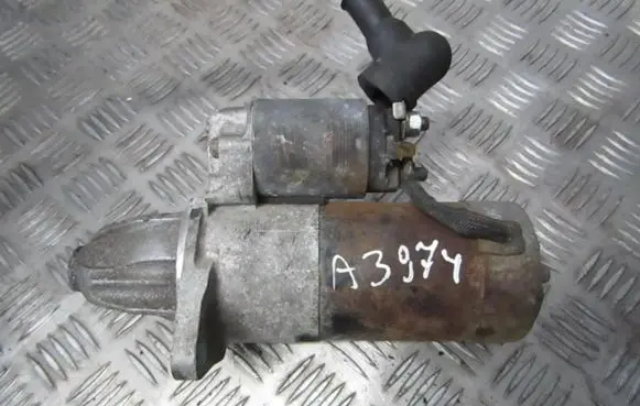 Subaru Legacy Starter motor 23300aa300 m001t75681