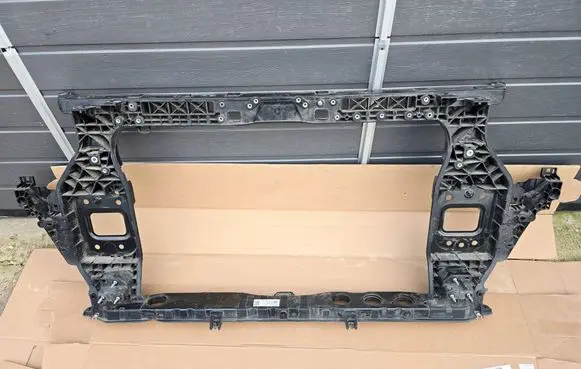 KIA Sportage Radiator support slam panel 64101R2000 64110RJ000 7042774