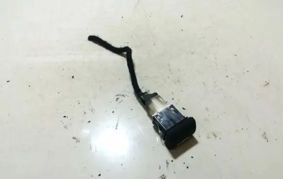 Audi A3 S3 8P ESP (stability program) switch 8p0927134b