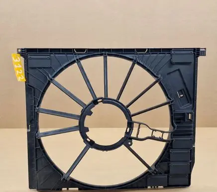 BMW 2 G42 Radiator cooling fan shroud 