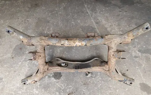 Mitsubishi Outlander Rear subframe 