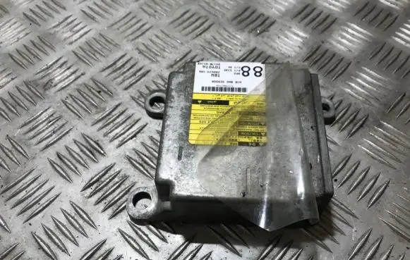 Toyota Avensis T250 Airbag control unit/module 208623106 208623-106