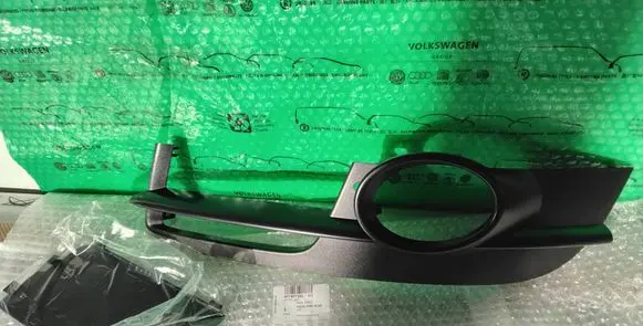 Audi A6 Allroad C6 Front fog light trim/grill 4F0807681J 4F0807681J01C
