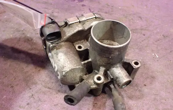 Throttle body valve