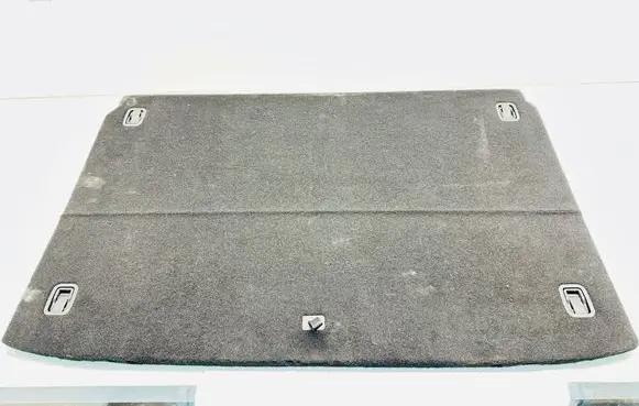 Trunk/boot floor carpet liner