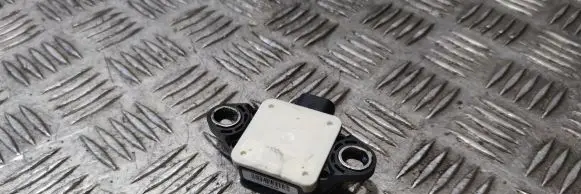 Mercedes-Benz E W212 ESP acceleration yaw rate sensor A0009059101