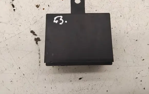Audi A4 S4 B7 8E 8H Tow bar trailer control unit/module 10R047537