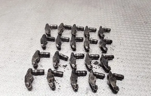 Volvo V70 Valve rocker arm 