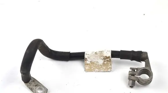 Volkswagen Golf V Negative earth cable (battery) 