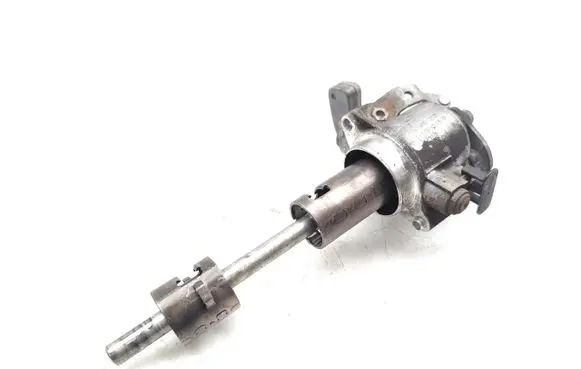 Opel Zafira B Gear selector/shifter in gearbox 55582312