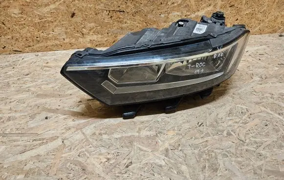 Volkswagen T-Roc Headlight/headlamp 2GA941005B