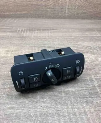 Volvo V70 Light switch 30739415