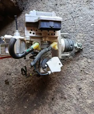 Toyota Yaris ABS Pump 4721052480
