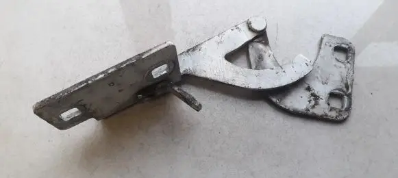 Peugeot Partner Engine bonnet/hood hinges