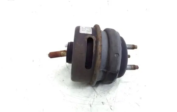 Hyundai Genesis Engine mount bracket 218122M100