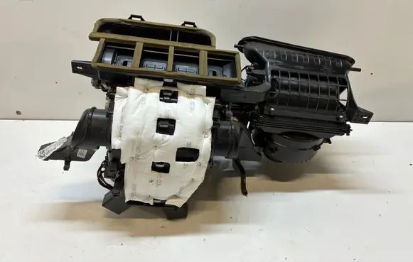 KIA Ceed Interior heater climate box assembly 97200J7100
