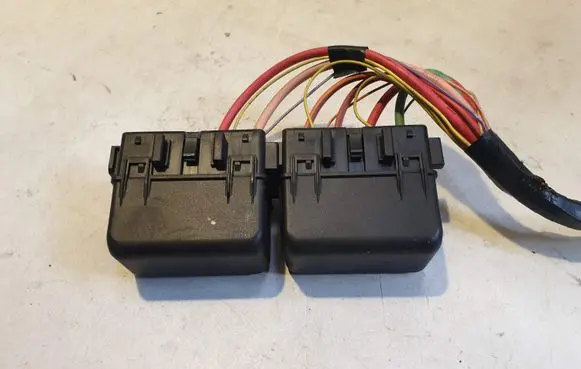 Renault Scenic II - Grand scenic II Fuse box set 8200338695