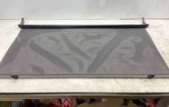 Mercedes-Benz 190 W201 Manual rear window sunshade cover B66688301 B66688302 B66688305