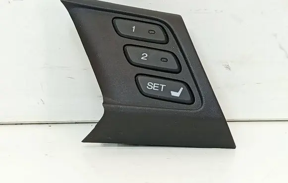 Honda Accord Seat memory switch 131104