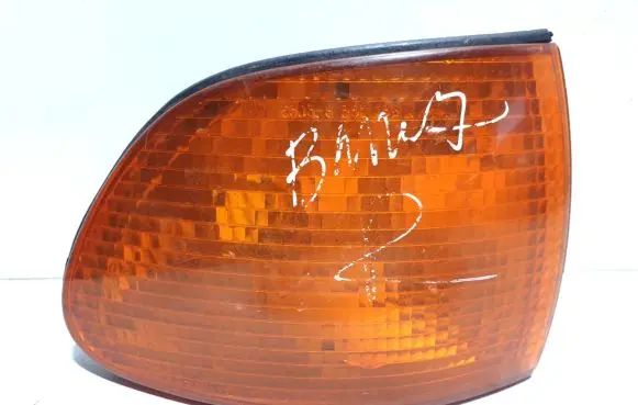 BMW 7 E38 Front indicator light