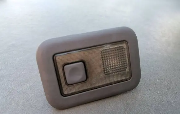 Toyota Previa (XR30, XR40) II Interior lighting switch 110214