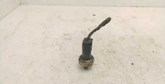 BMW 7 E65 E66 Air conditioning (A/C) pressure sensor 8370623 6453