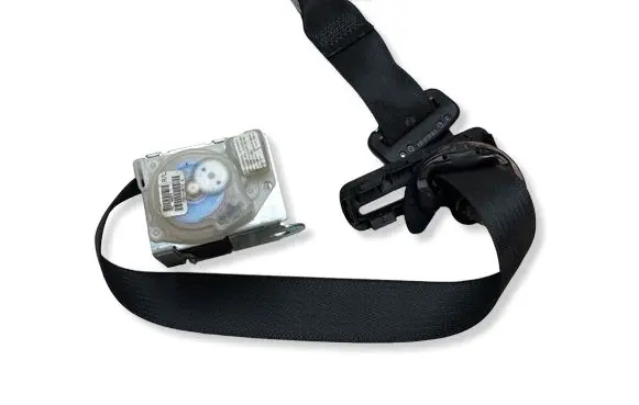 Dodge Charger Rear seatbelt 2442576