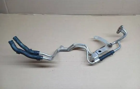 Skoda Scala Engine coolant pipe/hose 04C121497G