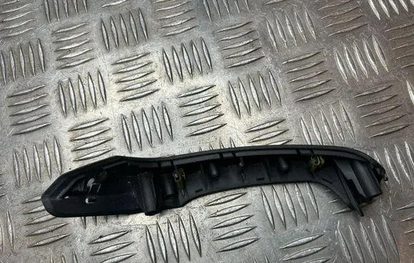 Volkswagen Touran I Other interior part 1T0867172C
