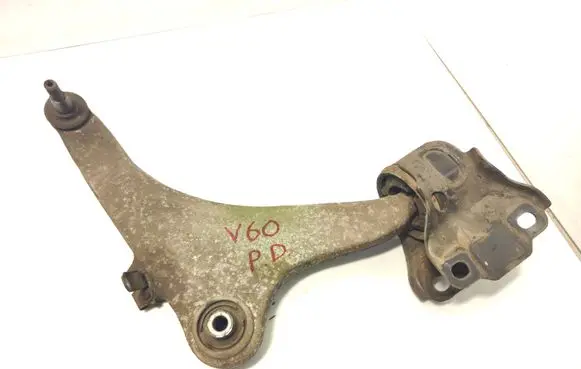 Volvo V60 Front lower control arm/wishbone