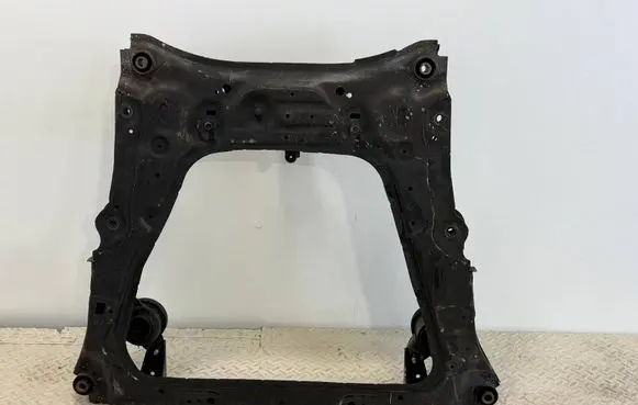 Nissan Leaf II (ZE1) Front subframe 43550